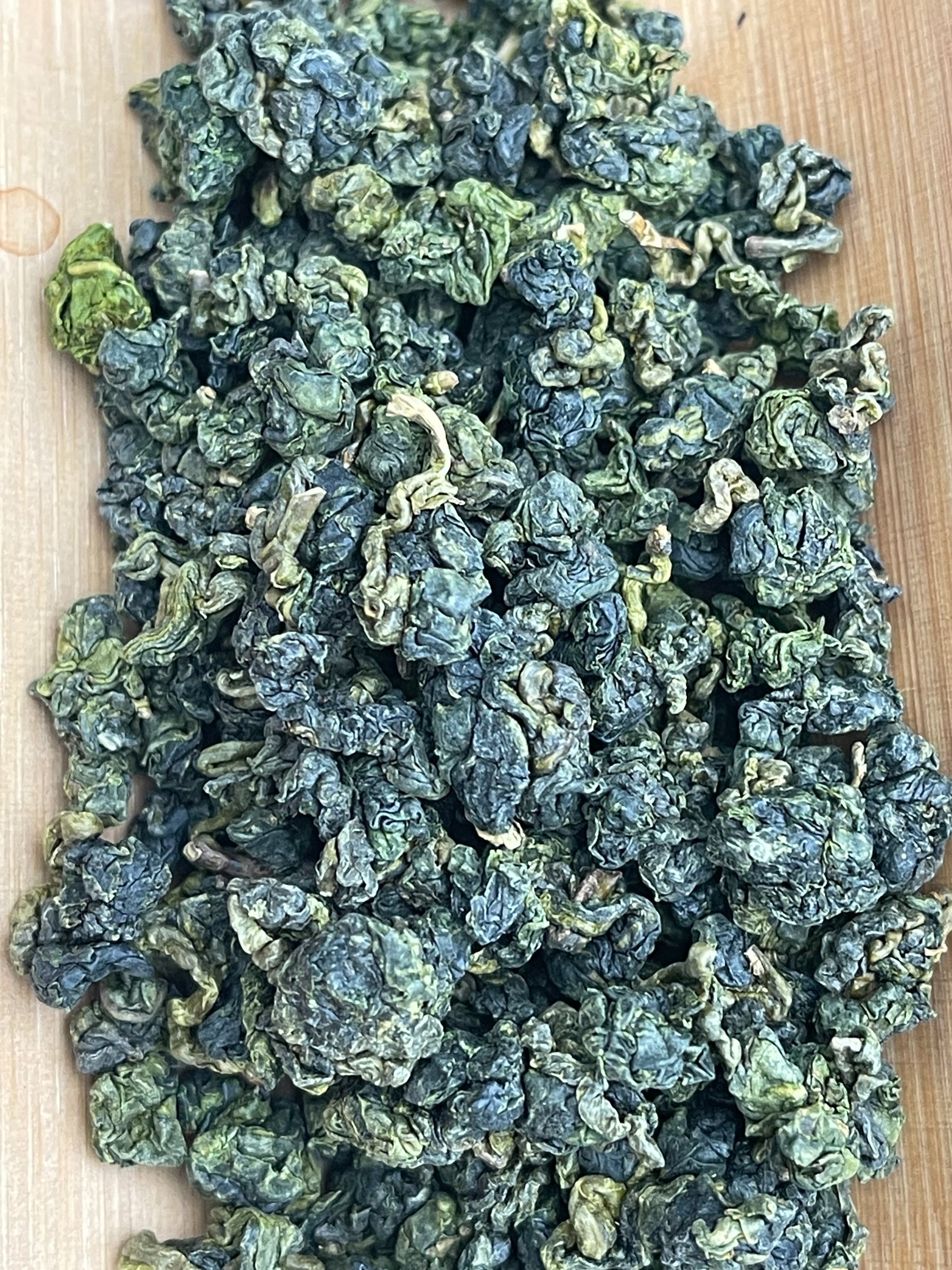 What Is Oolong Tea: Varieties, Oxidation Levels, and Flavor Crafting